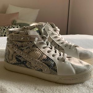 Vintage Havana Sneakers (nice golden goose dupes)